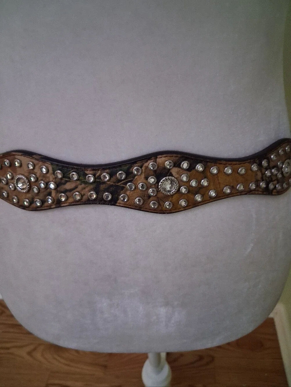 Advantage Timber Leather Camo Rhinestone Western Style Belt Size 34